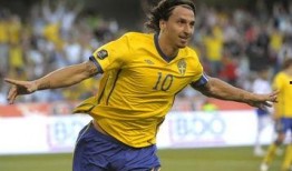 乌克兰足坛爆料新闻最新,神秘转会事件引发热议！”